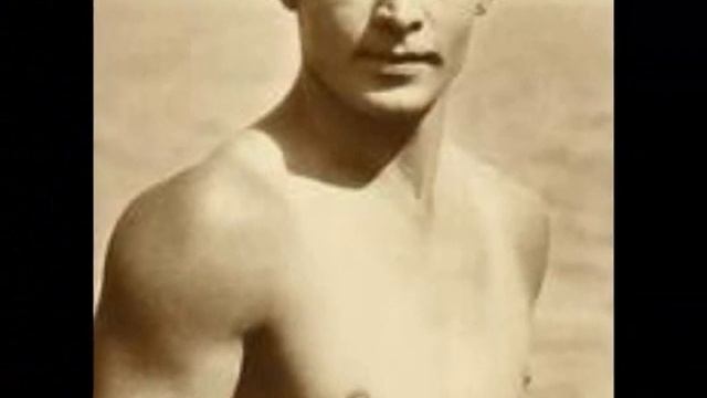 RUDOLPH VALENTINO SINGS EL RELICARIO