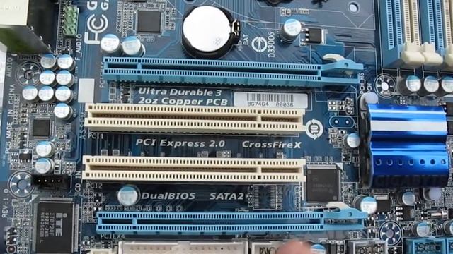 Gigabyte P55M-UD2 P55 LGA1156 Core i5 Motherboard Unboxing Linus Tech Tips смотреть онлайн