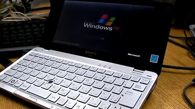 Windows XP SP3 on SONY VAIO type P смотреть онлайн