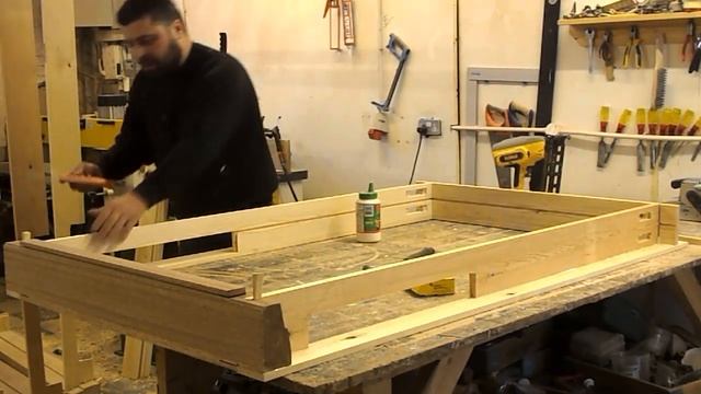 Sash Windows - How to put a sash box frame together & how to square it? смотреть онлайн