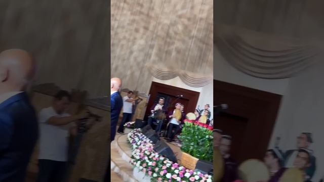 Munojatxon Yo'lchiyeva va Abduhoshim Ismoilov #abduhoshim_ismoilov #munojat_yolchiyeva смотреть онлайн