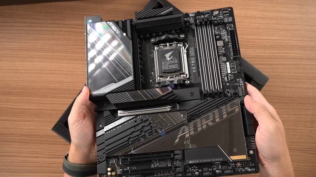 Unboxing: X670E AORUS Xtreme Motherboard