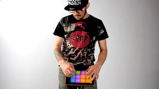 DRUM PADS 24 - BASS POWER MIX BY MOSKVIN смотреть онлайн