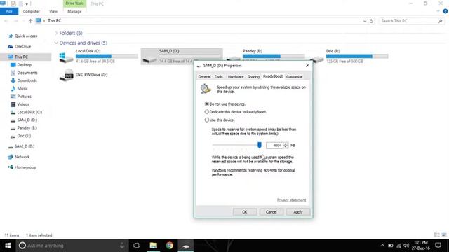HOW TO PLAY HIGH END GAMES ON LOW END PC смотреть онлайн