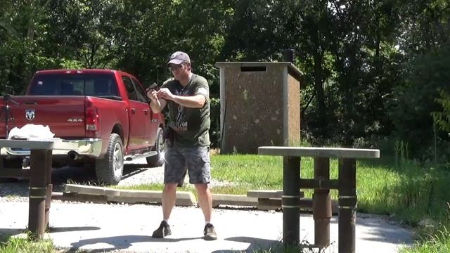 Femaru FEG 37M. Frommer's Hi-Power?