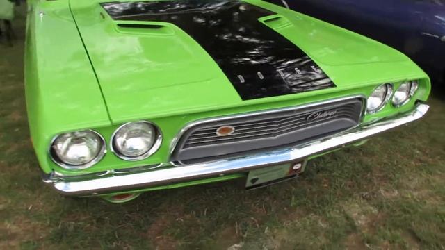 1972 Dodge Challenger смотреть онлайн