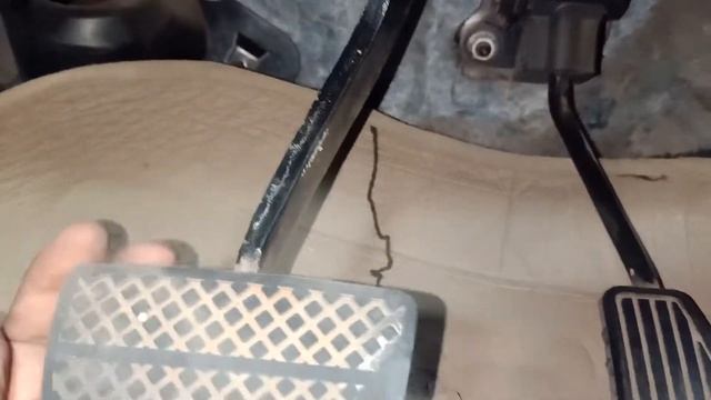 Honda City Automatic !! Picup Problem !! Smoke comes out of the tire after driving 1 kilometer. смотреть онлайн