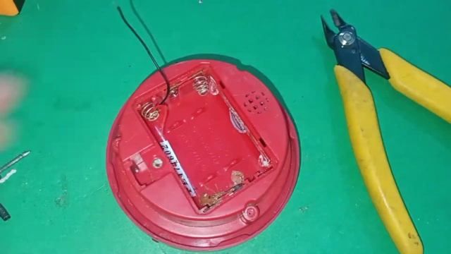 Mini Bluetooth speaker modification | Pringles Bluetooth speaker upgrade | Battery replacement смотреть онлайн