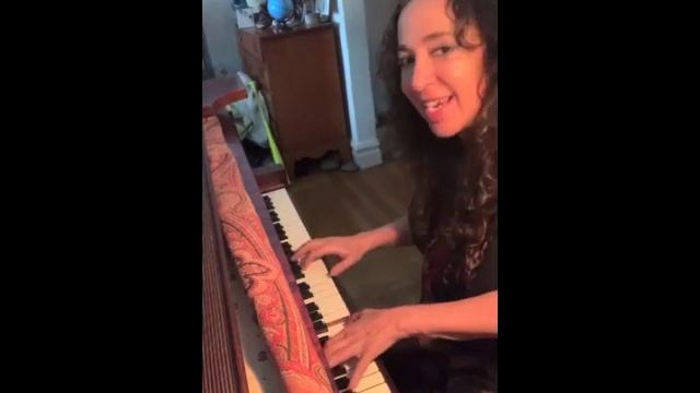 Window To The World Tiny Desk смотреть онлайн