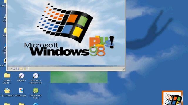 Windows 98 BSOD - CD Failure смотреть онлайн