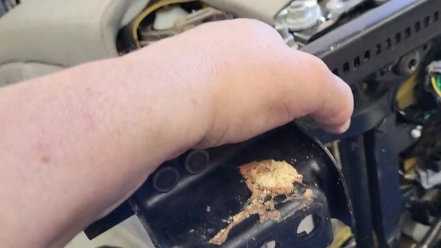 #2 Gm, Tahoe, Suburban, Escalade, Denali, Gmc. Drivers seat cover replacement. 2007-2014 смотреть онлайн