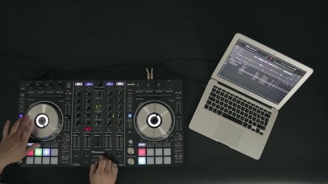 Pioneer DJ DDJ-SX2 Controller for djay by Algoriddim - Scratch Session смотреть онлайн