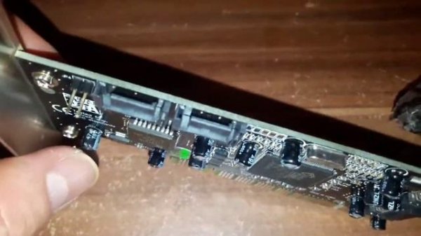 4 SATA Hard disk Drives to PCI Controller kart ( RAID GFY )