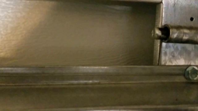 Good place to install Door Sensor on a Garage Door. смотреть онлайн