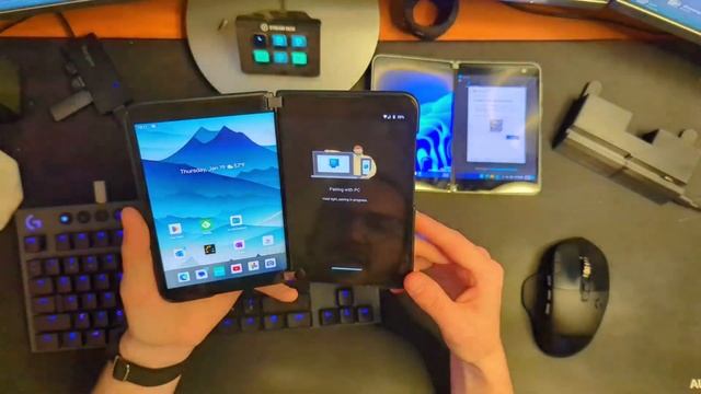 A really dumb way to run Android apps inside Windows 11 on Surface Duo смотреть онлайн