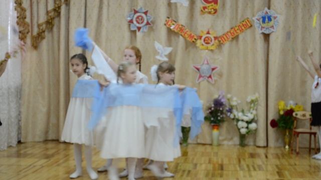 танец "Аист на крыше" смотреть онлайн