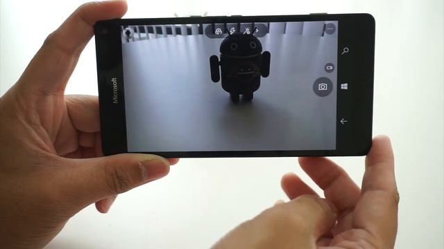 Microsoft Lumia 950XL Camera UI Review смотреть онлайн