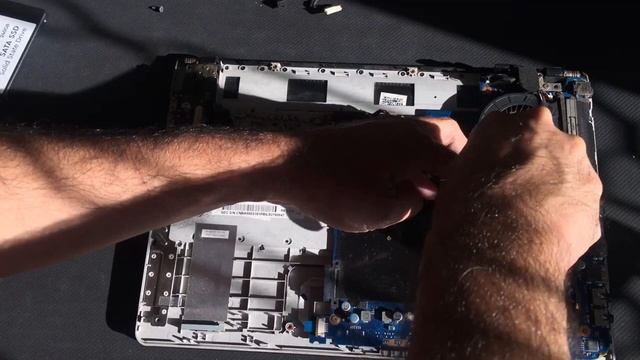 Turbinando Notebook Samsung NP300e4e Upgrade SSD Memoria Processador смотреть онлайн