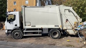 09-10-2024 #мусоровоз #trashtruck #техника #мусор #контейнер #trash #truck #спецтехника