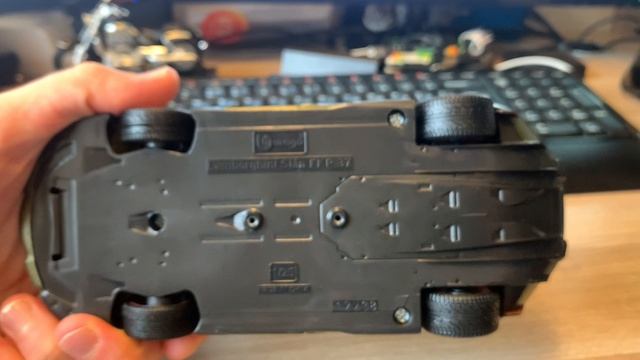 Обзор модели Lamborghini Sian FKP 37 в масштабе 1/25 от Bburago смотреть онлайн