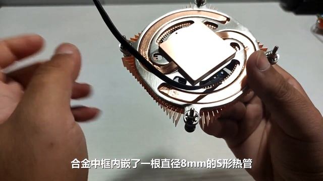 DIY一台容量仅为1.4升的ITX主机！满血标压十代i5跑分26万！ смотреть онлайн