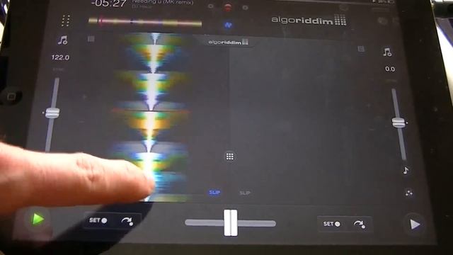 Review & Walkthrough of djay 2 by Algoriddim смотреть онлайн