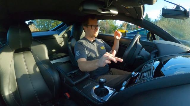 Porsche 997.1 GT3 vs. Aston Martin V8 Vantage: Is it a fair fight? смотреть онлайн