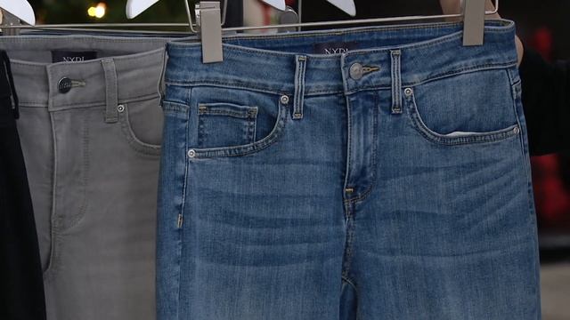 NYDJ Marilyn Straight Leg Jeans on QVC смотреть онлайн