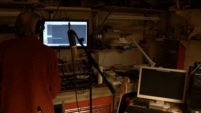 M-Audio Delta 44, two hackmacs & ADA 8200 as standalone preamp 1 смотреть онлайн