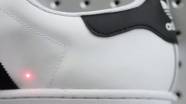 Laser Engraving Shoes | Ink Wells смотреть онлайн