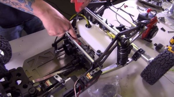 KRAKEN VEKTA 5 gets a HEART! 32cc GAS POWERED RACE MACHiNE | RC ADVENTURES