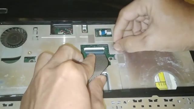 Cara Mengganti Keyboard Laptop Fujitsu Lifebook LH531 смотреть онлайн