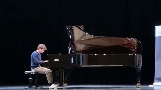 Debussy - Reflets dans l’eau смотреть онлайн