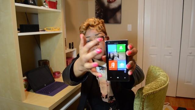 Olivia Pope is Using a Windows Phone... Here's Why! смотреть онлайн