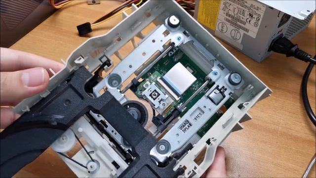 How to fix an optical CD DVD drive that is not ejecting disks anymore смотреть онлайн