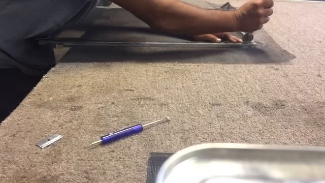 How to rescreen a window screen in 3 minutes смотреть онлайн