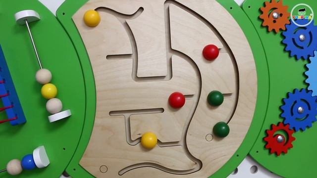 Тактильно-развивающая панель «Гусеница Жужа» для ДОО (видеообзор) смотреть онлайн