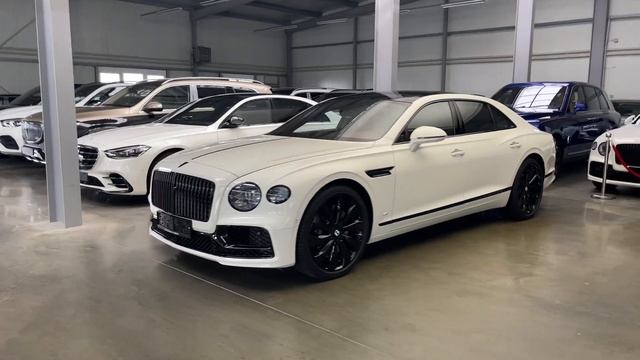 Bentley Flying Spur V8 Mod. 2022 @www.carsearch.de смотреть онлайн