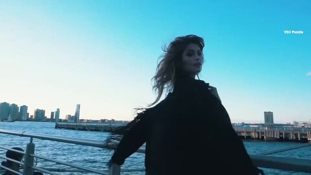 Ayur Tsyrenov ft. AnasteZia - Ничего не говори (2К19 clip) ★VDJ Puzzle★ смотреть онлайн