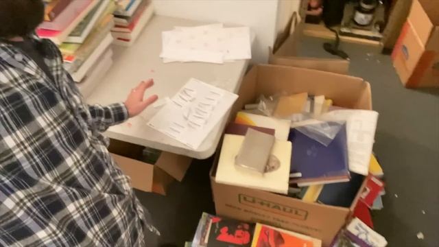 Stickering Bulk Books to send to Amazon FBA смотреть онлайн