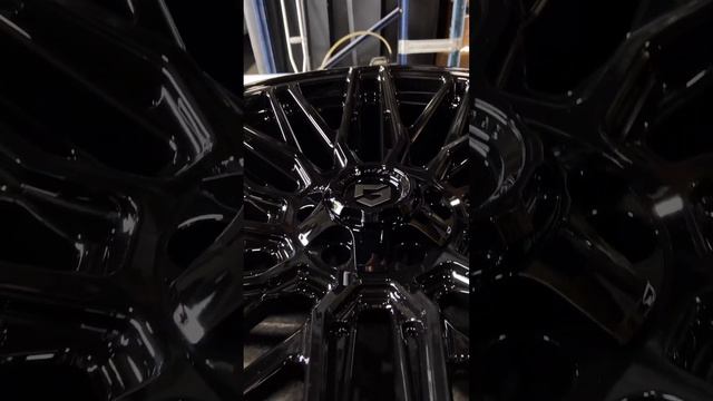 Stealth redefined with the NEW Gear Off Road 770 wheel 🖤 смотреть онлайн