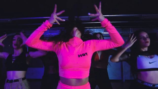 R.I.P - Sofia Reyes feat Rita Ora & Annita //Choreo by Júlia Pericas (@rogelioelio) смотреть онлайн