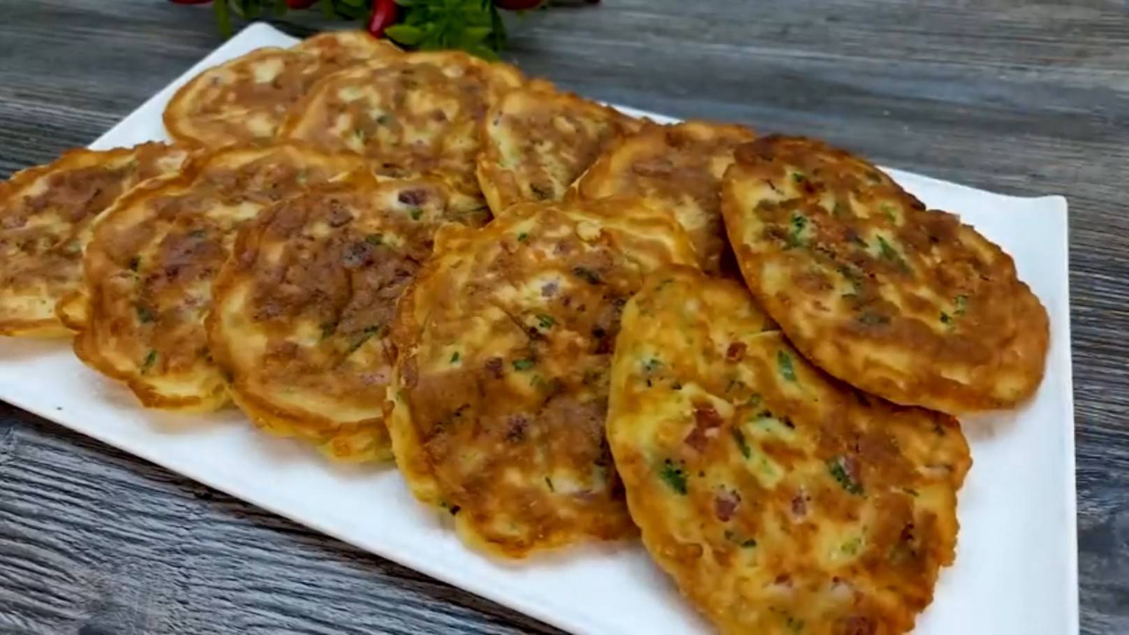 Оладьи с сыром и яйцом | Оладьи на завтрак смотреть онлайн