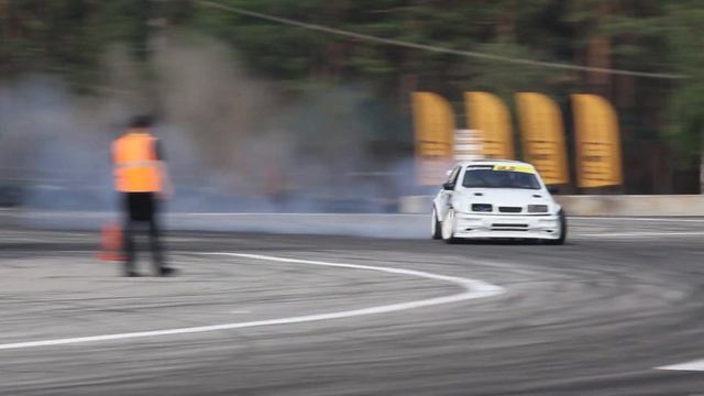 РАЗБИЛ СИЕРРУ | ЗАБИРАЕМ КАДИЛЛАК ИЗ СОЧИ | ИЛЮХА ДЕЛАЕТ ПРЕДЛОЖЕНИЕ смотреть онлайн