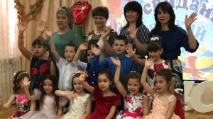 веселый танец «Красное лето» (старшая группа)