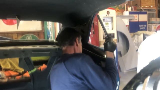 Installing a Quarter Window: 1967 Chevrolet Camaro Project смотреть онлайн
