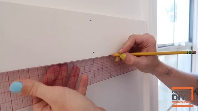 DIY Board and Batten Wall with @lonefox | The Home Depot смотреть онлайн