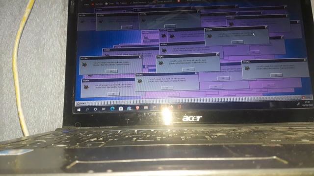 Windows 93 Crazy Error (with hydra.exe) has BSOD смотреть онлайн