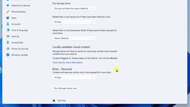 Speed Up Your Windows Computer | Storage Sense смотреть онлайн
