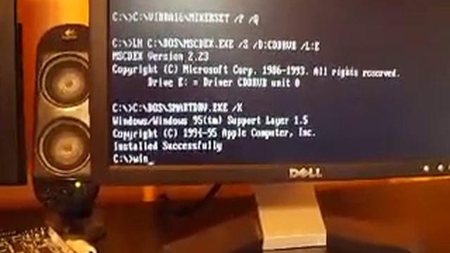 Windows 3.1 on a Mac !!! смотреть онлайн